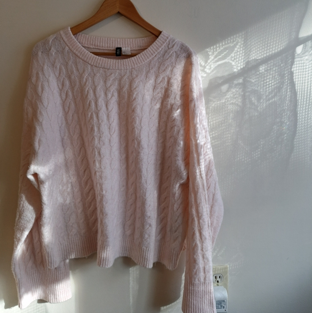 H&M Soft Pink Cable Knit Sweater